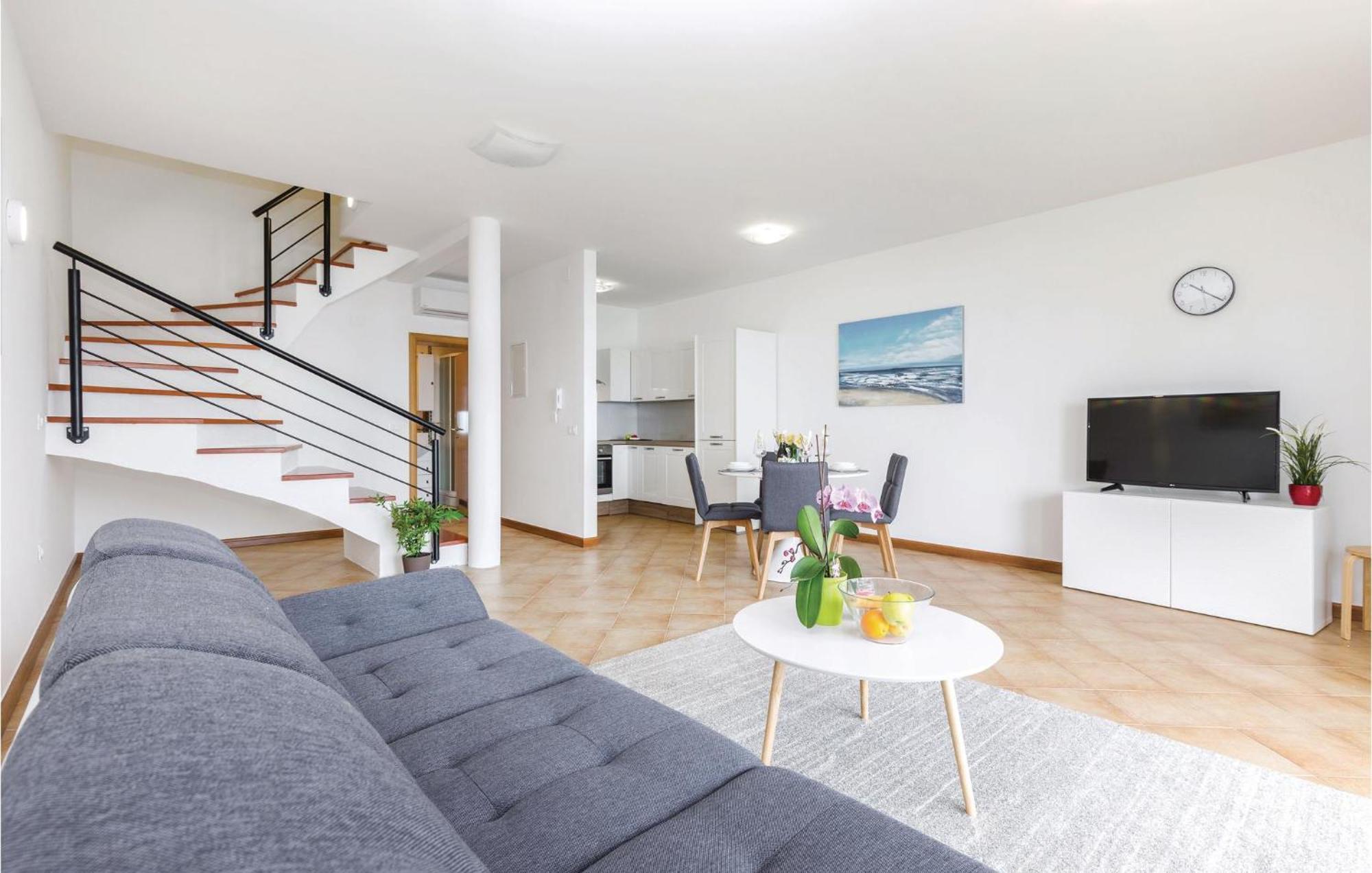 Cozy Apartment In Crikvenica With House Sea View Kültér fotó