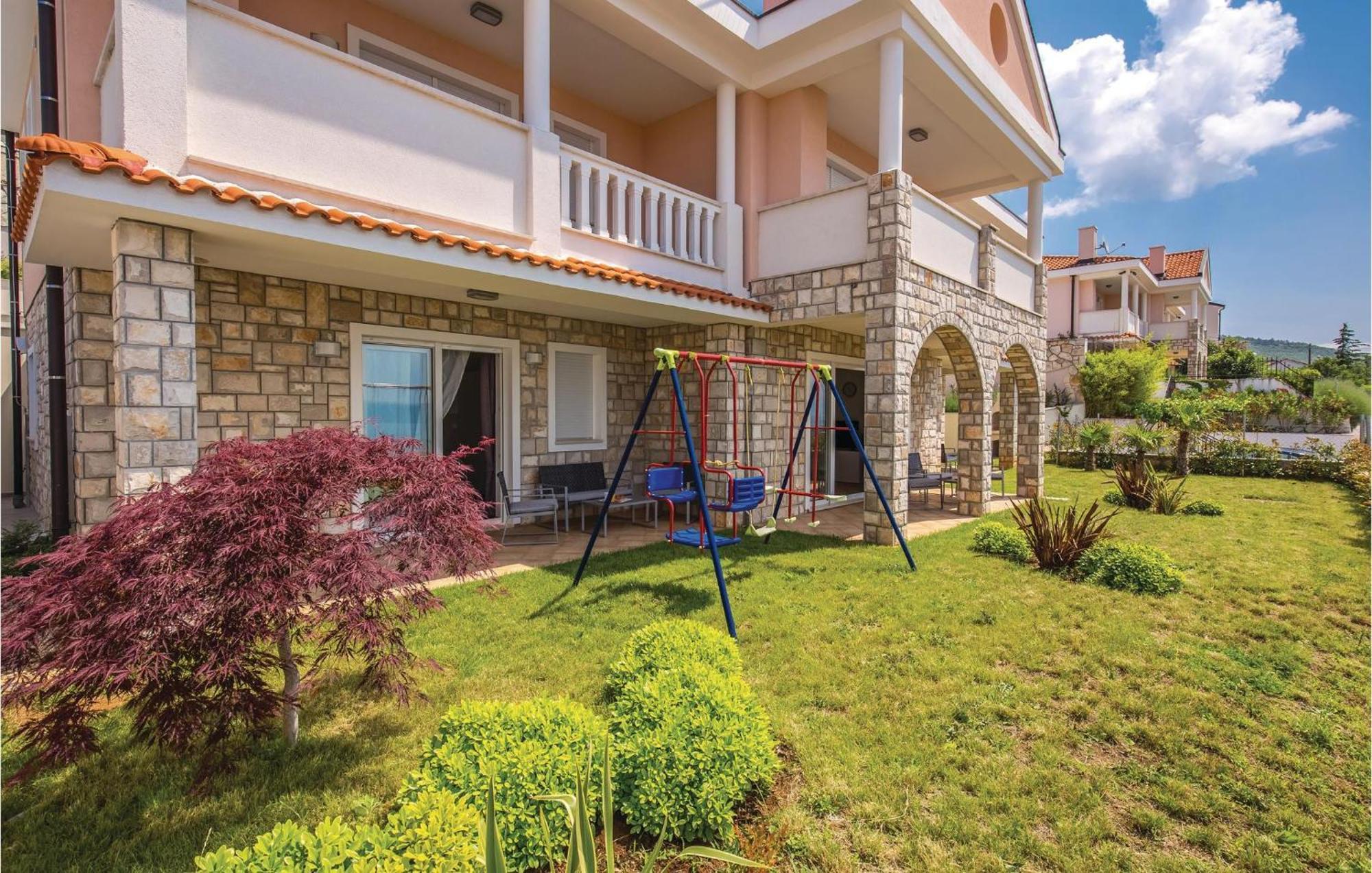 Cozy Apartment In Crikvenica With House Sea View Kültér fotó
